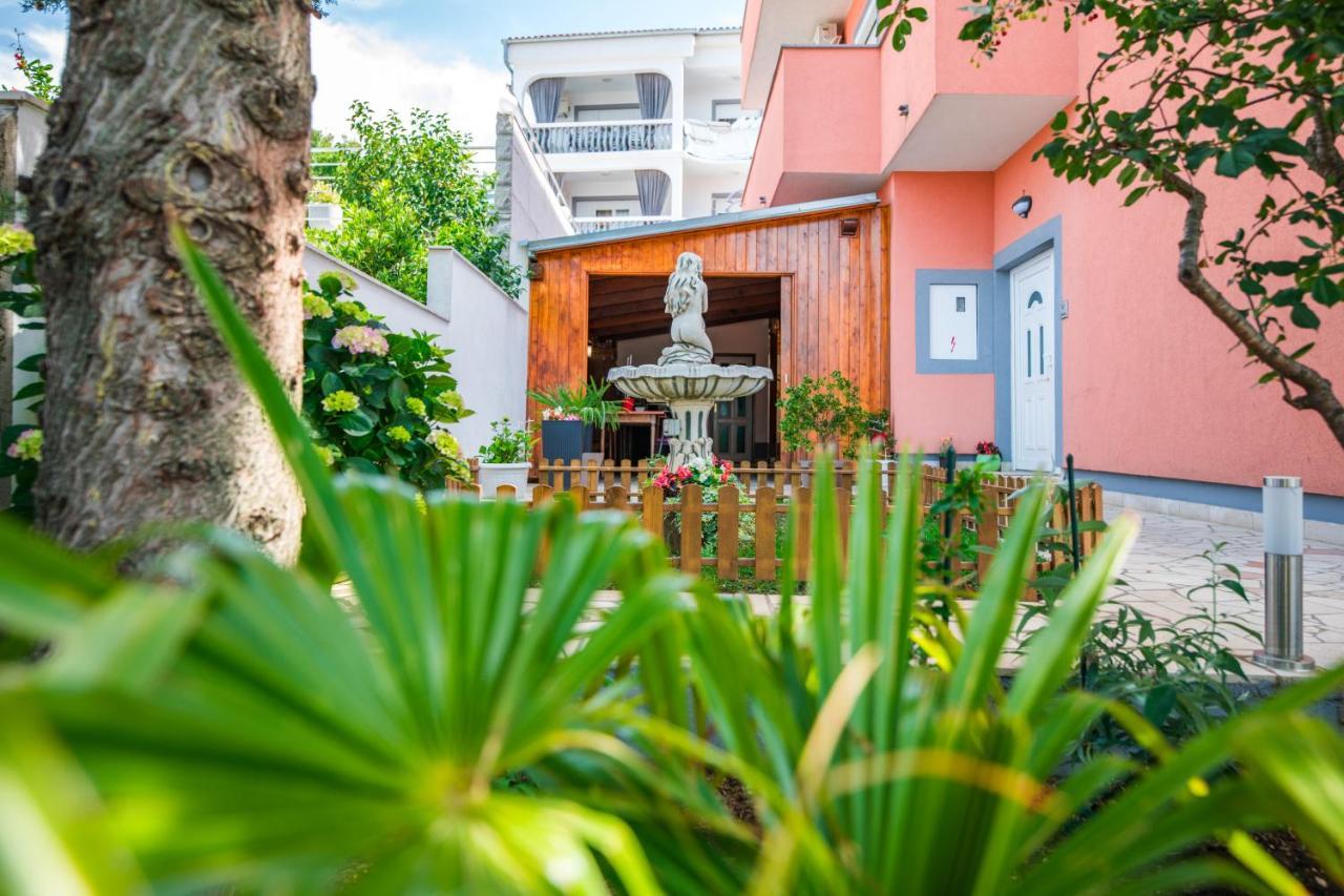 Apartments Mikanovic Криквеница Екстериор снимка
