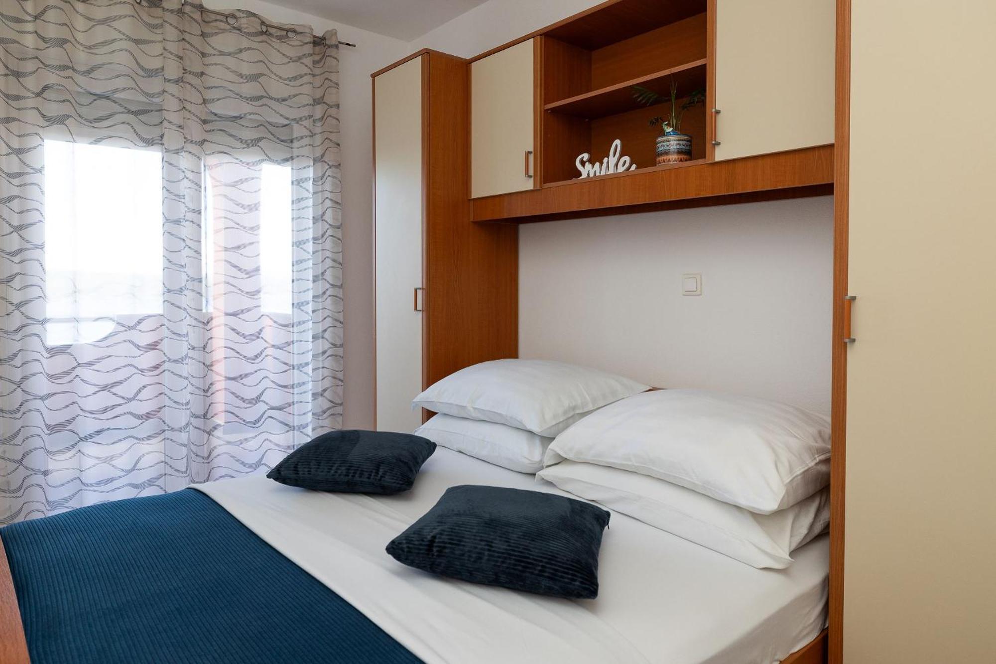 Apartments Mikanovic Криквеница Екстериор снимка