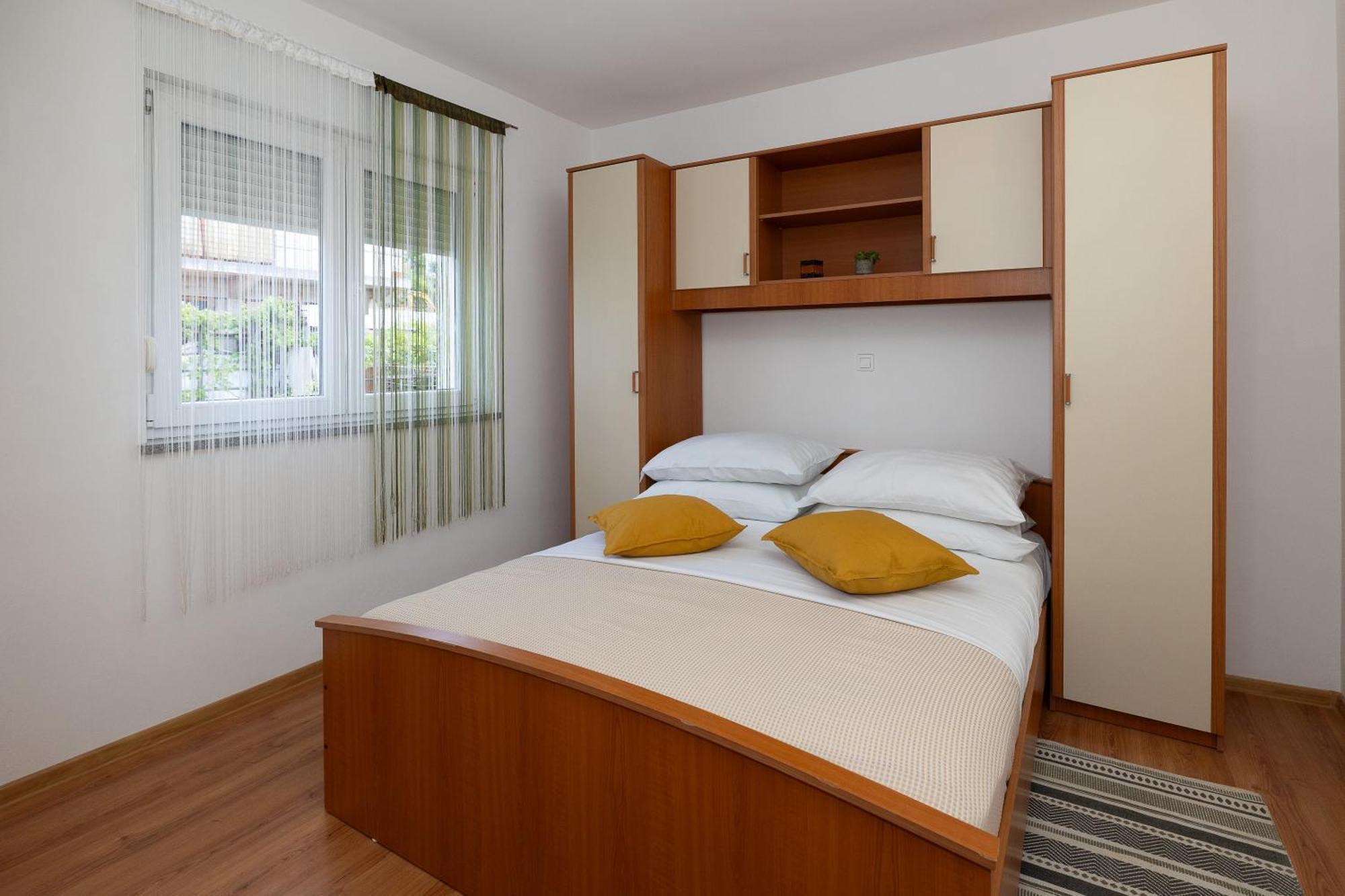 Apartments Mikanovic Криквеница Екстериор снимка